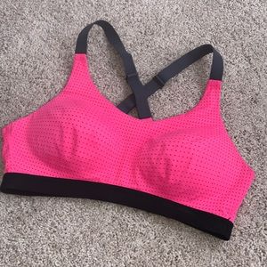 Victoria Sport bra 26B